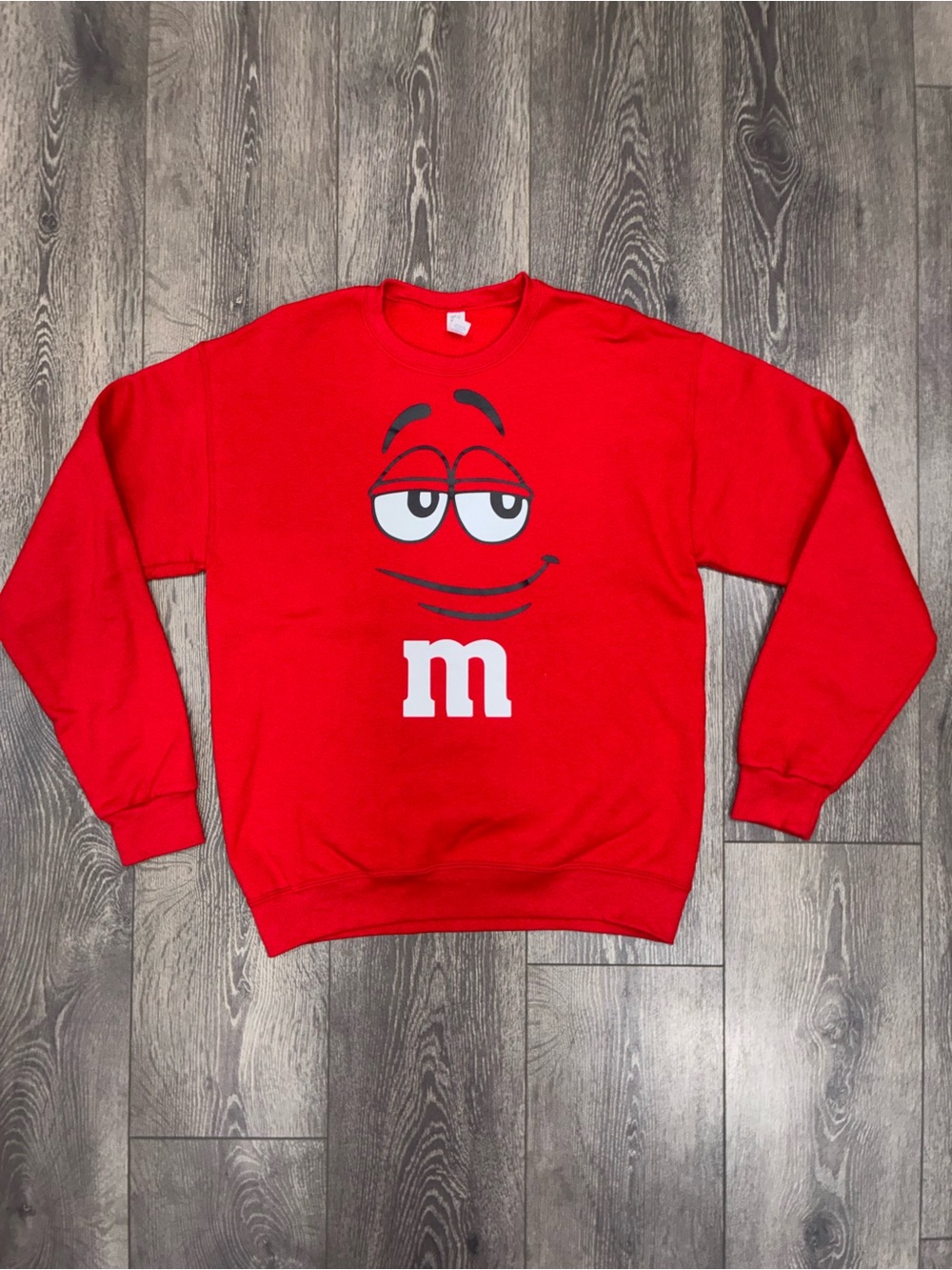Red M&M Graphic Crewneck Sweater Size Medium Halloween Fall Boyfriend Sweater